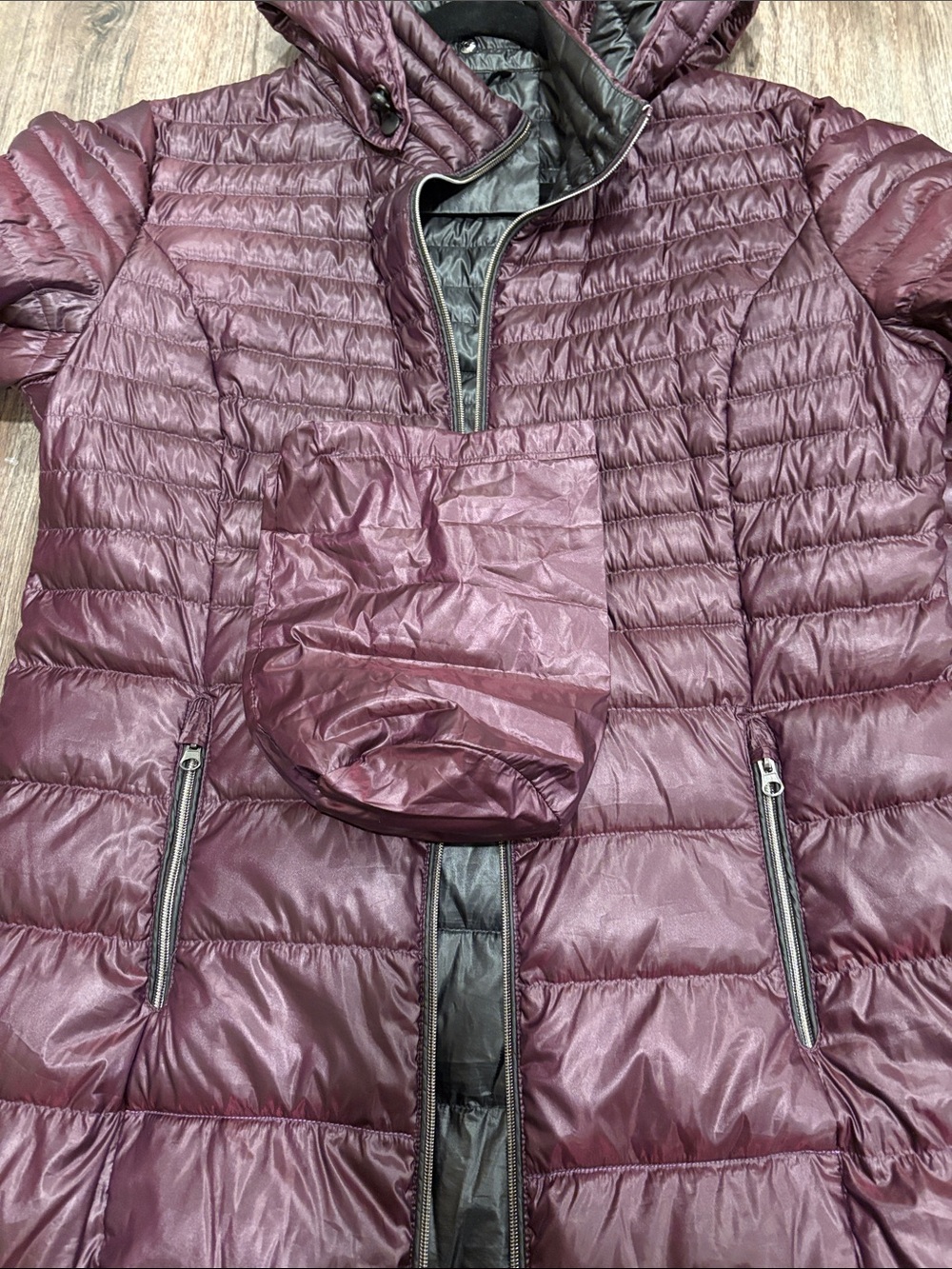 Women's Quilted Hooded Coat Packable- Burgundy with Black Trim Nuage Sport Large - Picture 6 of 7